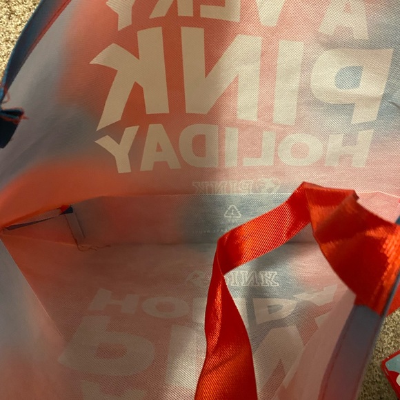 Pink Victoria’s Secret reusable holiday tote bag - Picture 3 of 3